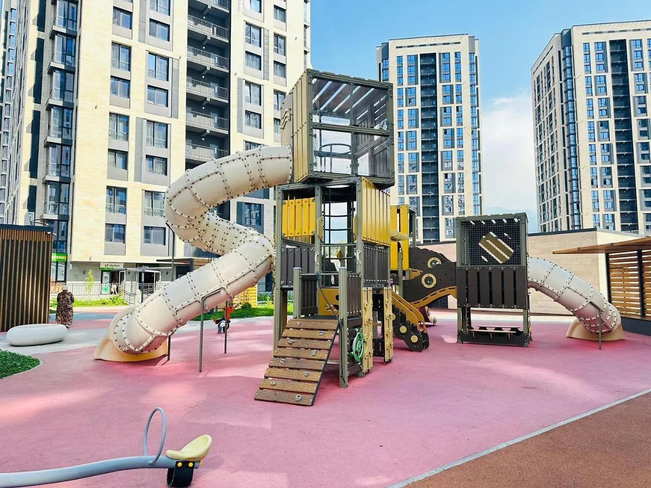 Comfort City 2-Room Apartments Almaty 0*,